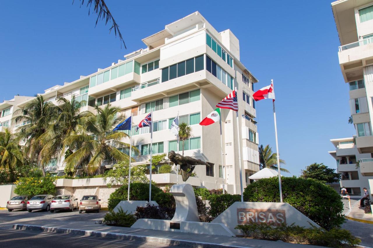 Ocean View Three Bedroom, Three Story Penthouse By The Beach Cancun Exterior photo