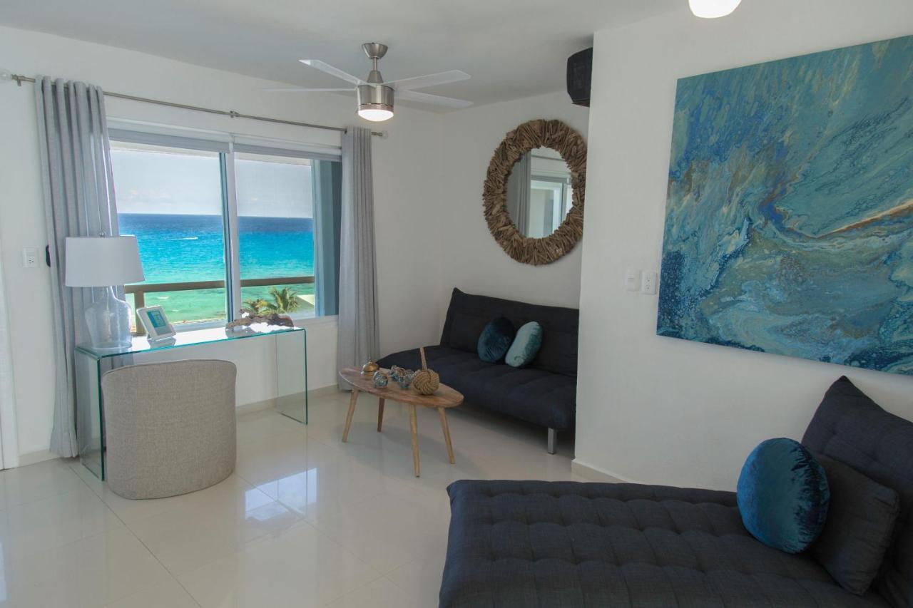 Ocean View Three Bedroom, Three Story Penthouse By The Beach Cancun Exterior photo