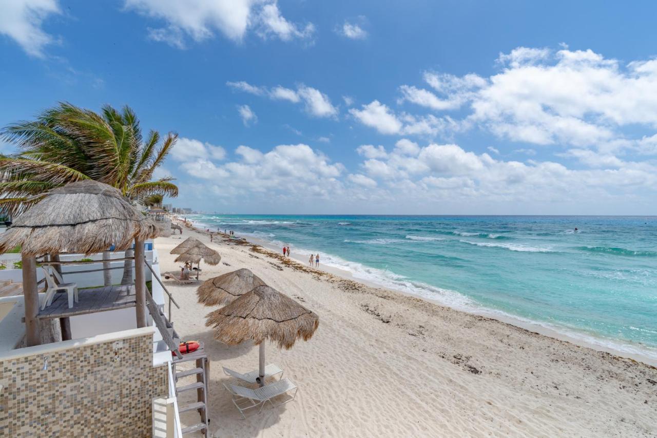 Ocean View Three Bedroom, Three Story Penthouse By The Beach Cancun Exterior photo