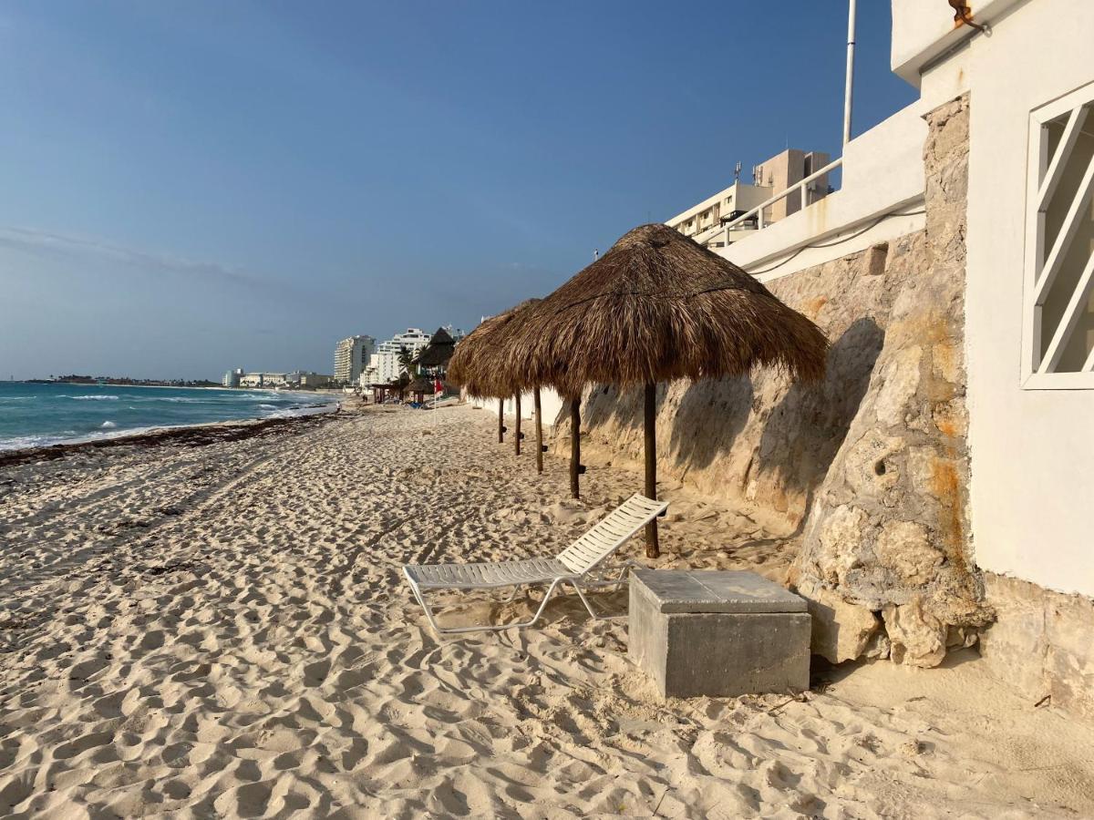 Ocean View Three Bedroom, Three Story Penthouse By The Beach Cancun Exterior photo