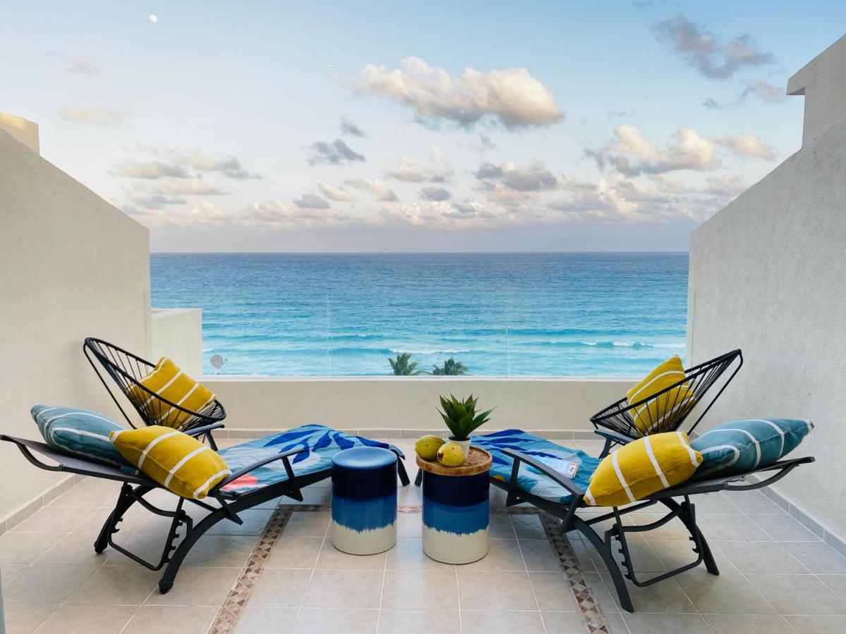 Ocean View Three Bedroom, Three Story Penthouse By The Beach Cancun Exterior photo